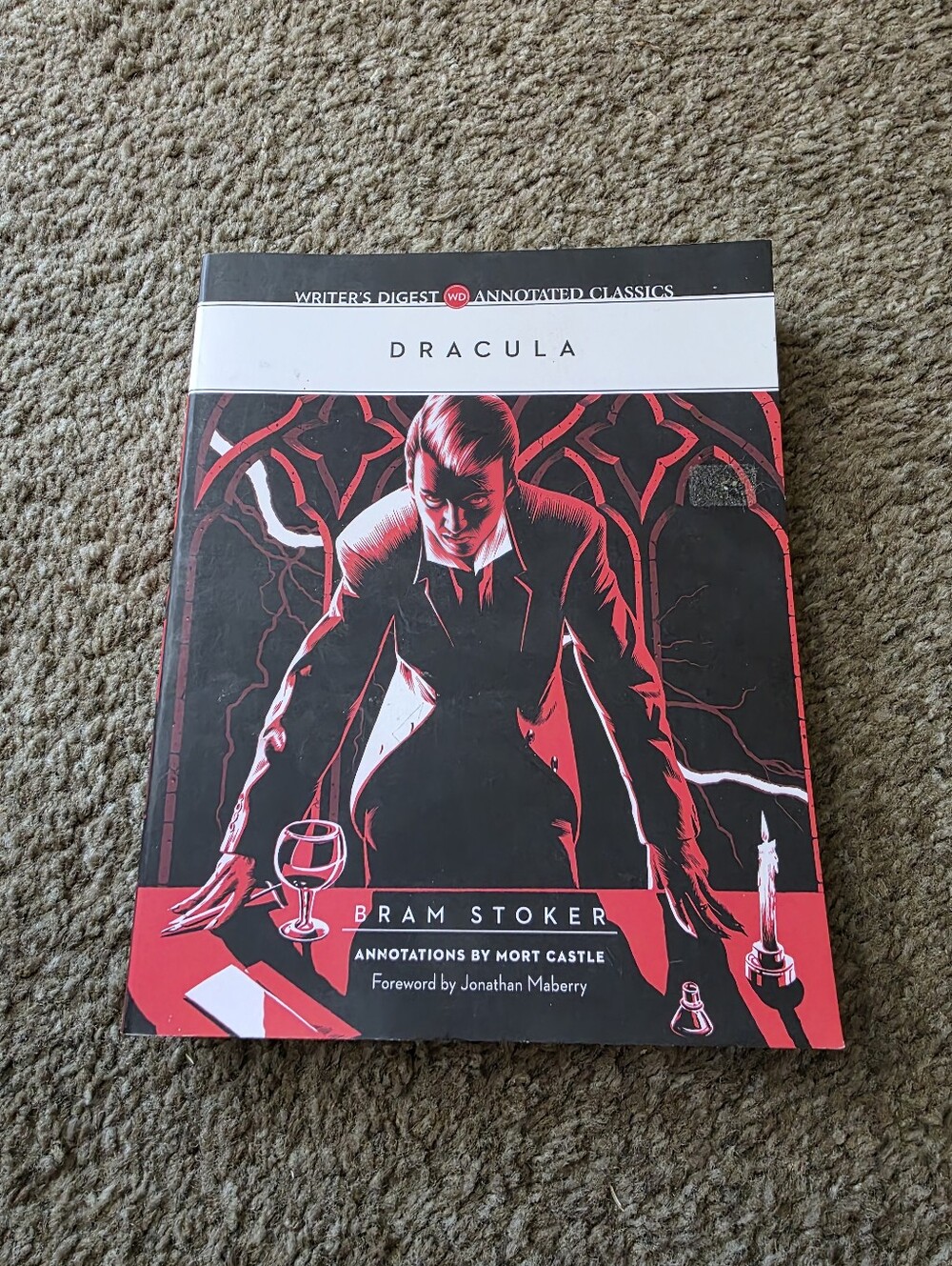 Dracula: Writer's Digest Annotated Classics Paperback